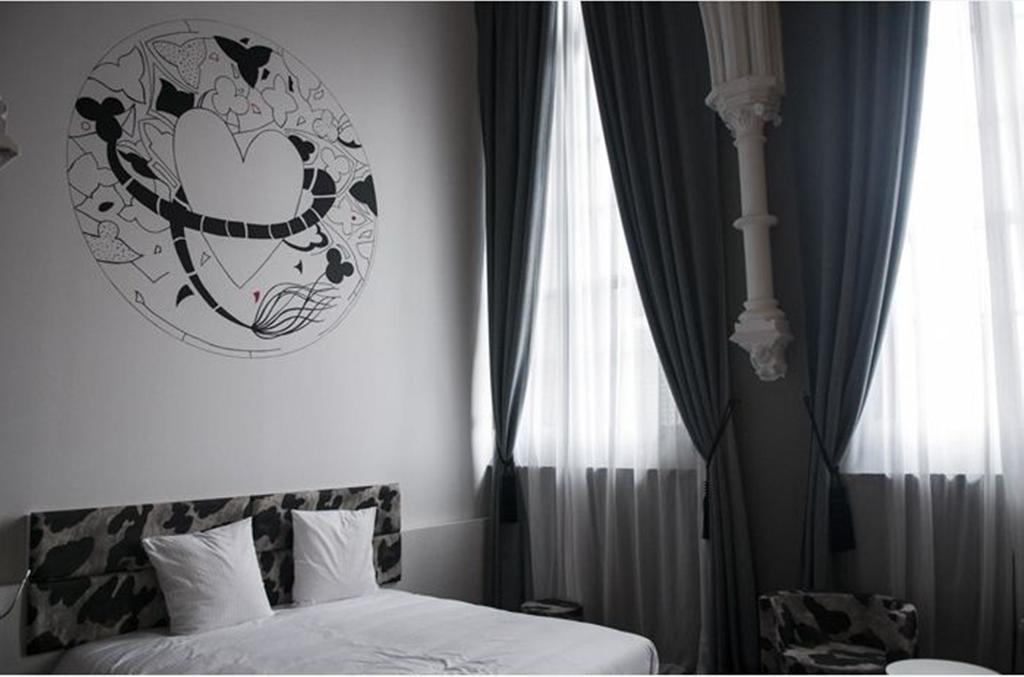 Martin'S Dream Hotel Mons Exterior foto